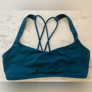 Lululemon Free to Be Sportsbras Size 8. Neptune, Raspberry, Blue, Natural Stripe